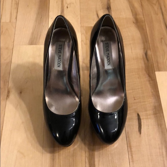 Steve Madden Platform Heel - Picture 2 of 4